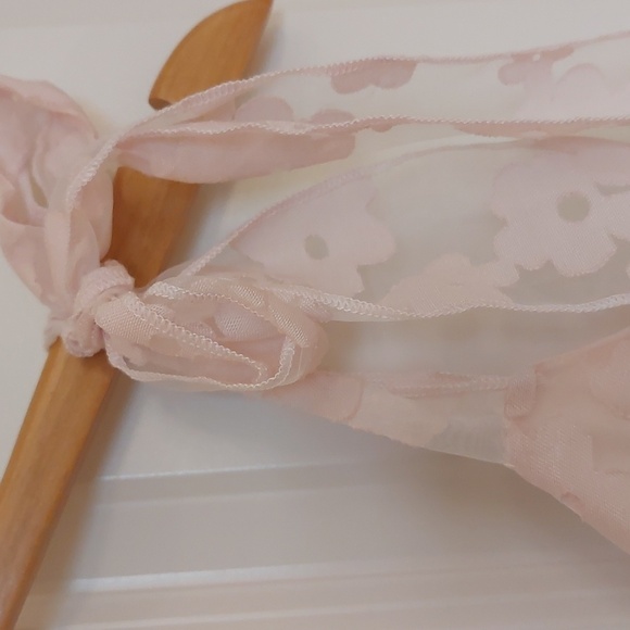 Lucy in the Sky Tia Pink Floral Mini Dress - Picture 4 of 8